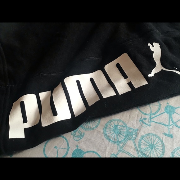 Puma Black Shorts - Picture 2 of 3